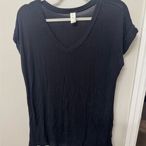 mts Black V-Neck Short Sleeve Tee